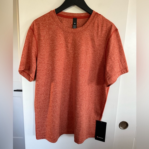 NWT Lululemon Soft Jersey Short-Sleeve Shirt Size Large - Picture 1 of 5